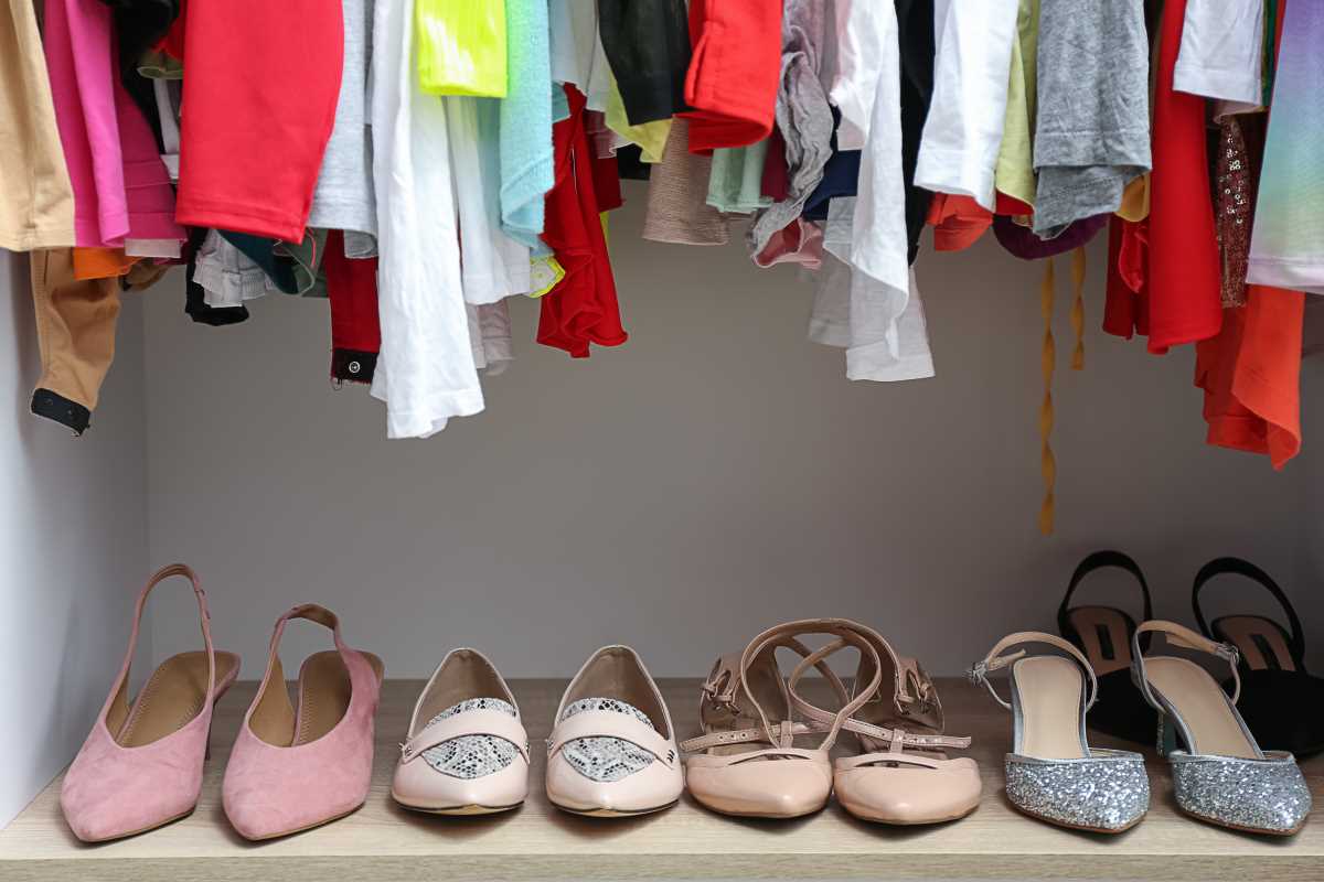 Tips for Building a Wardrobe That Works for Both Work and Weekend